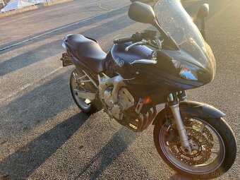 Yamaha FZ6 Fazer 600 - 6