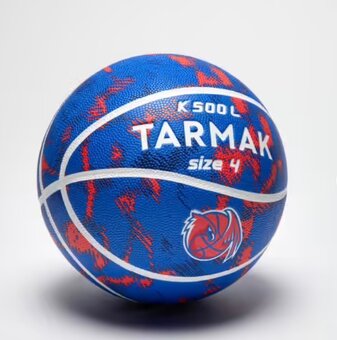 Basketbalový míč a boty - 6