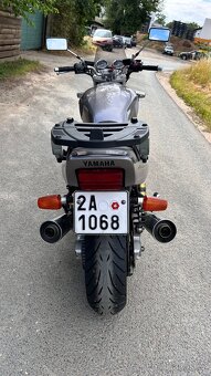 Yamaha XJR 1200 - 6
