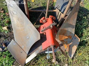 Prodám pluh obracák k malotraktorům tera vari - 6