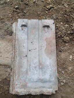 Prodám střešní tašky - 6