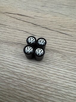 Čepičky na ventilky VW - 6