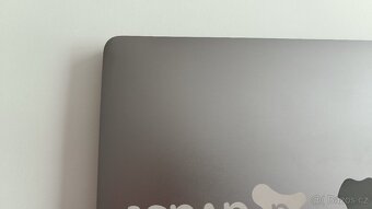 Prodám MacBook Pro (13-inch, 2018, Four Thunderbolt 3 Ports) - 6