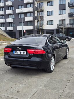 Jaguar XE 2.0d 132 kW - 6