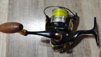 Rybářský naviják ROBINSON ICE Master 106 - 6