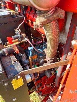 Smykový nakladač - 6