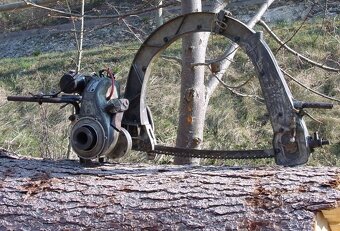 KOUPÍM DVOUMUŽNÉ MOTOROVÉ PILY - 6