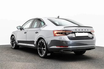 Škoda Superb 2.0 TDi Sportline - 6