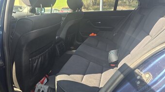 BMW E39 540i sedan, 4.4l V8 - 6