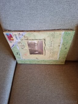 Nový album na fotky - 20 stran
, rozměry 21 x 27
- 6