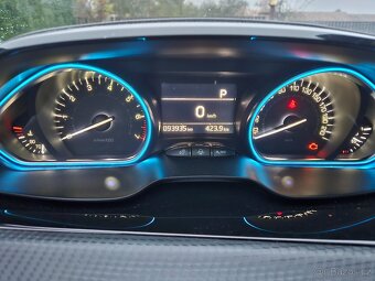 PEUGEOT 2008 ALLURE, 110k, AUTOMAT, PANORAMA, PRVNÍ MAJITEL - 6