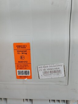 Prodám dětskou autosedačku Britax Römer Kid II (15–36 kg) - 6
