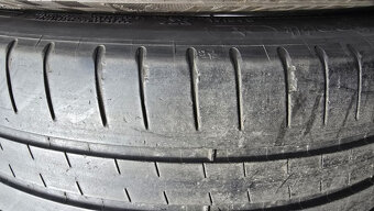 Letní pneu 265/35/19 Michelin - 6