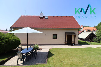 Prodej rodinného domu 4+1 se zahradou, pozemek 2 723 m², Kos - 6