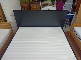 Prodám hezké letiště IKEA MALM 140 x 200 cm - 6