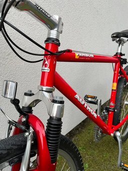 Horké kolo AUTHOR Versus SUPER STAV - 6