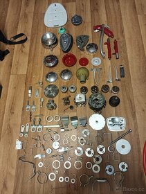 Prodám náhradní díly naJAWA Californian, JAWA 250, Libeňák.. - 6