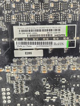 Rarita Herní Grafická karta AMD Radeon R9 290X 4GB GDDR5 - 6