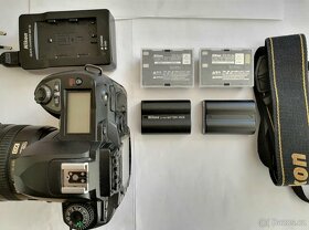 Digitální zrcadlovka - Nikon D70s - 6