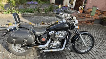 Honda VT750DC Black Widow - 6