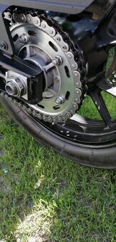 Suzuki DL1000 V-Strom - 6