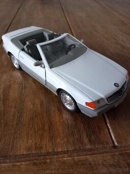 Model Mercedes-Benz Sl 500 R129 žehlička - 6