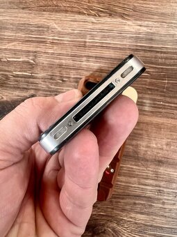 iPhone 4 8GB - 6