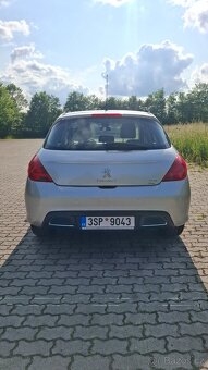Peugeot 308 1.6 e-HDI (2012) - 6