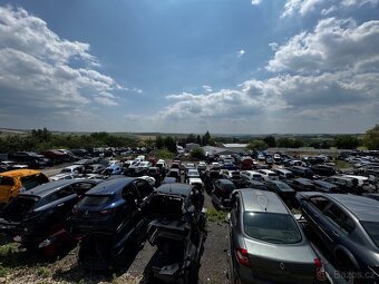 Autovrakoviště - prodej náhradních dílů - 6