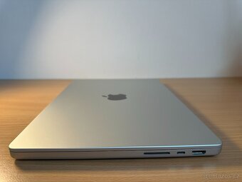 MacBook Pro 14'' 2021 / M1 Pro / 16GB / 512GB SSD - 6