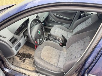 FABIA 1.4 MPI - 6