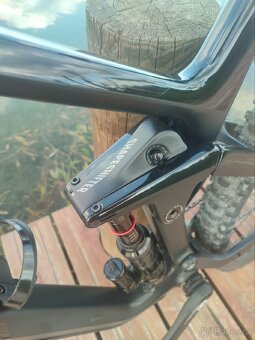 Prodám celoodpružené enduro XL Canyon Strive CF - 6