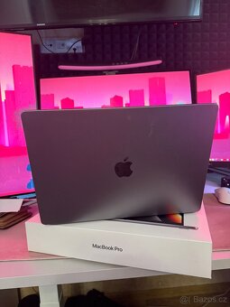 MacBook M1 Pro 16” / 1TB / 16GB Ram / Stříbrný - 6