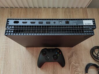 Xbox one x 1TB - 6