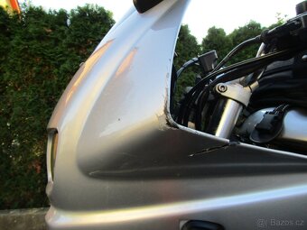 Yamaha FZS 600 Fazer - 6