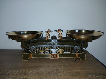 Staré váhy.3Kg - 6