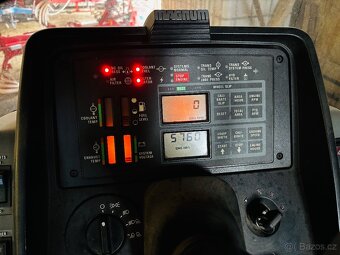 Case Magnum 7220 PRO - 6