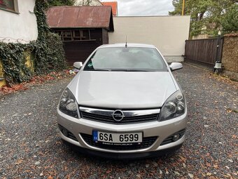 Opel Astra Twintop 1,9 CDTI 110kW, cabrio - 6