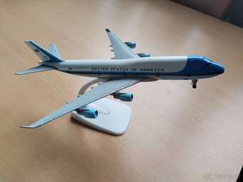 Letadlo Boeing 747.. Air Force One - 6