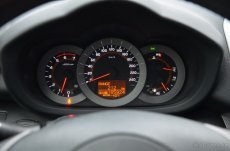 Toyota Rav4 2.2 D4D, 2006, 130kW - náhradní díly - 6