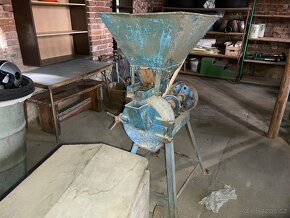 Motor GEAL - motor - 6