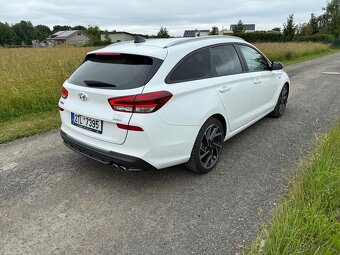 Hyundai i30 N-Line 1,5 T-GDI MHEV DCT 117kW - 6
