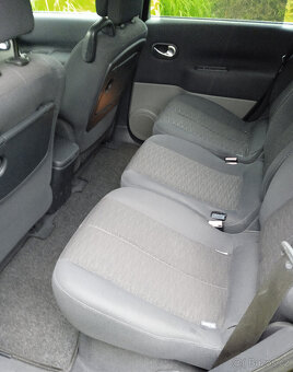 Renault Grand Scenic 1.6 16v 82kW - 6