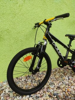 Značkové dětské horské kolo Felt 20" - 6