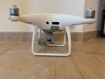 DJI Phantom 4 Pro + příslušenství - 6