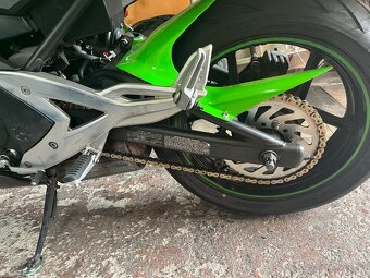 Kawasaki ER-6F - 6
