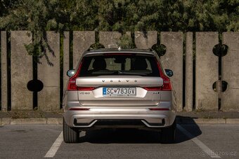Volvo XC60 2.0 B5 mHEV Plus Bright AWD A/T - 6