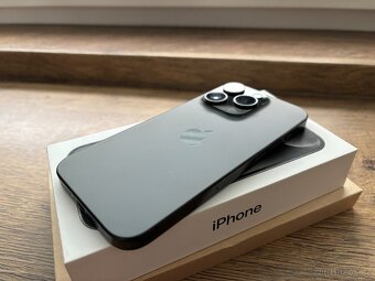 Iphone 15pro v TOP stavu záruka do 8.8.2027 - 6