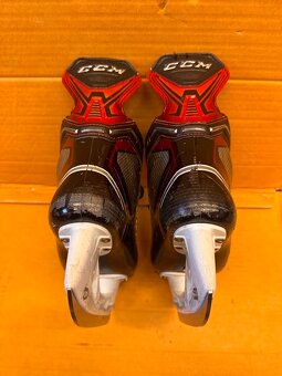 BRUSLE CCM JETSPEED FT1, vel. 37,5/4 D - 6