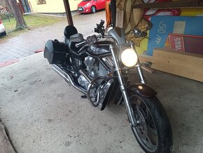 HARLEY DAVIDSON V-ROD - 6